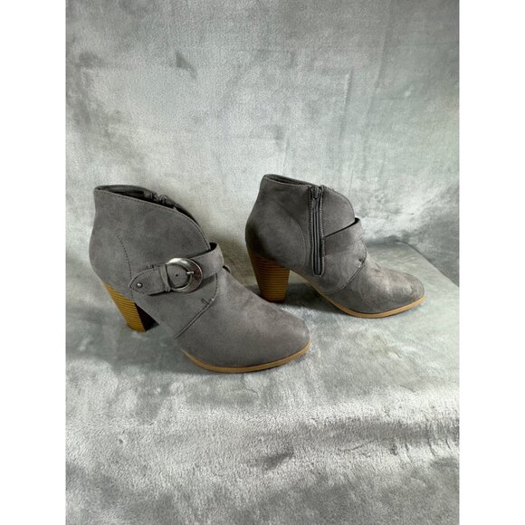 Maurices Boots Women's 7.5 Grey Trina 3" heels ankle booties w/ Buckle - Picture 11 of 16